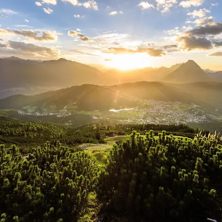 Appartement Seefeld Alpin - Rustikales Tiroler *