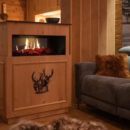 Seefeld Alpin - Rustikales Tiroler * Зеефельд в Тироле