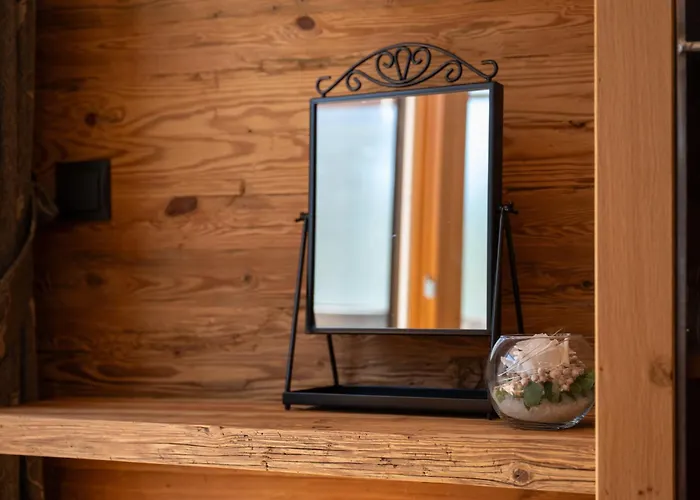 Seefeld Alpin - Rustikales Tiroler Апартаменты Зеефельд в Тироле