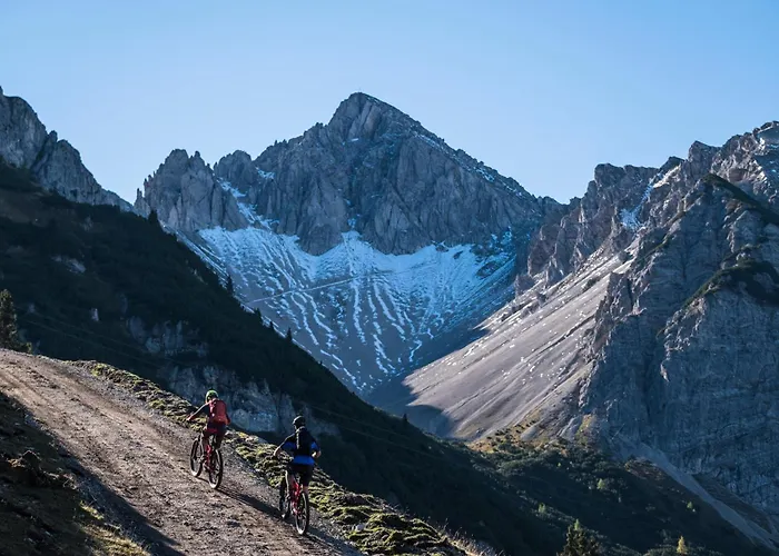 Seefeld Alpin - Rustikales Tiroler Зеефельд в Тироле