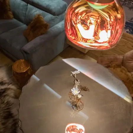 Seefeld Alpin - Rustikales Tiroler * 蒂罗尔-泽费尔德