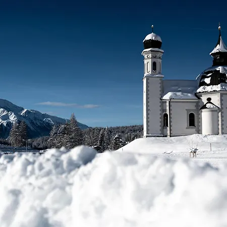 شقة Seefeld Alpin - Tiroler Chalet Apartment سيفيلد ان تيرول